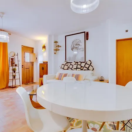 Casa Esperanca * Olhão